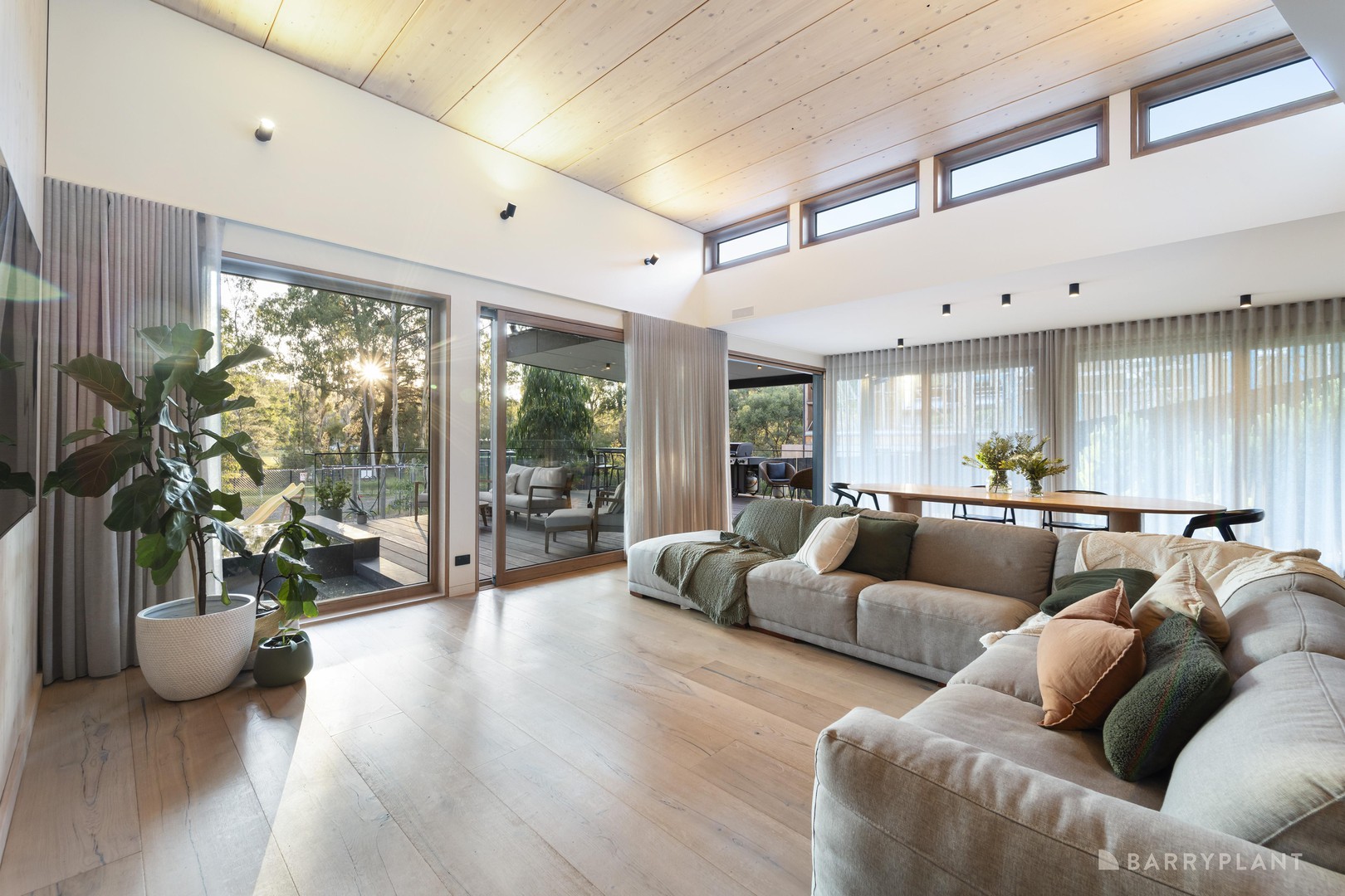 1 Yarra Street, Warrandyte, VIC 3113 - Thumbnail 1 - 24/04/2026