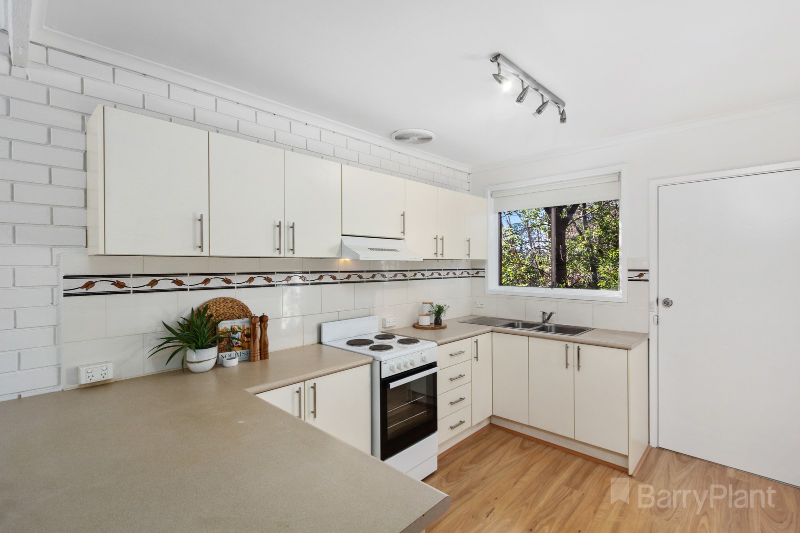 10/10 Ray Street, Croydon, VIC 3136, Croydon - Thumbnail 3