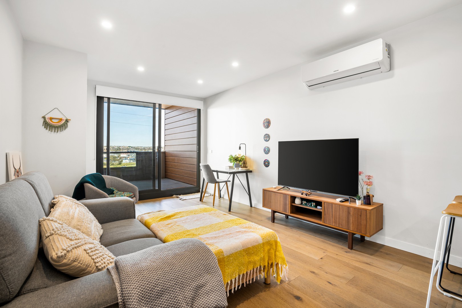 10/104 Colac Road, Highton, VIC 3216 - Thumbnail 2 - 13/08/2024