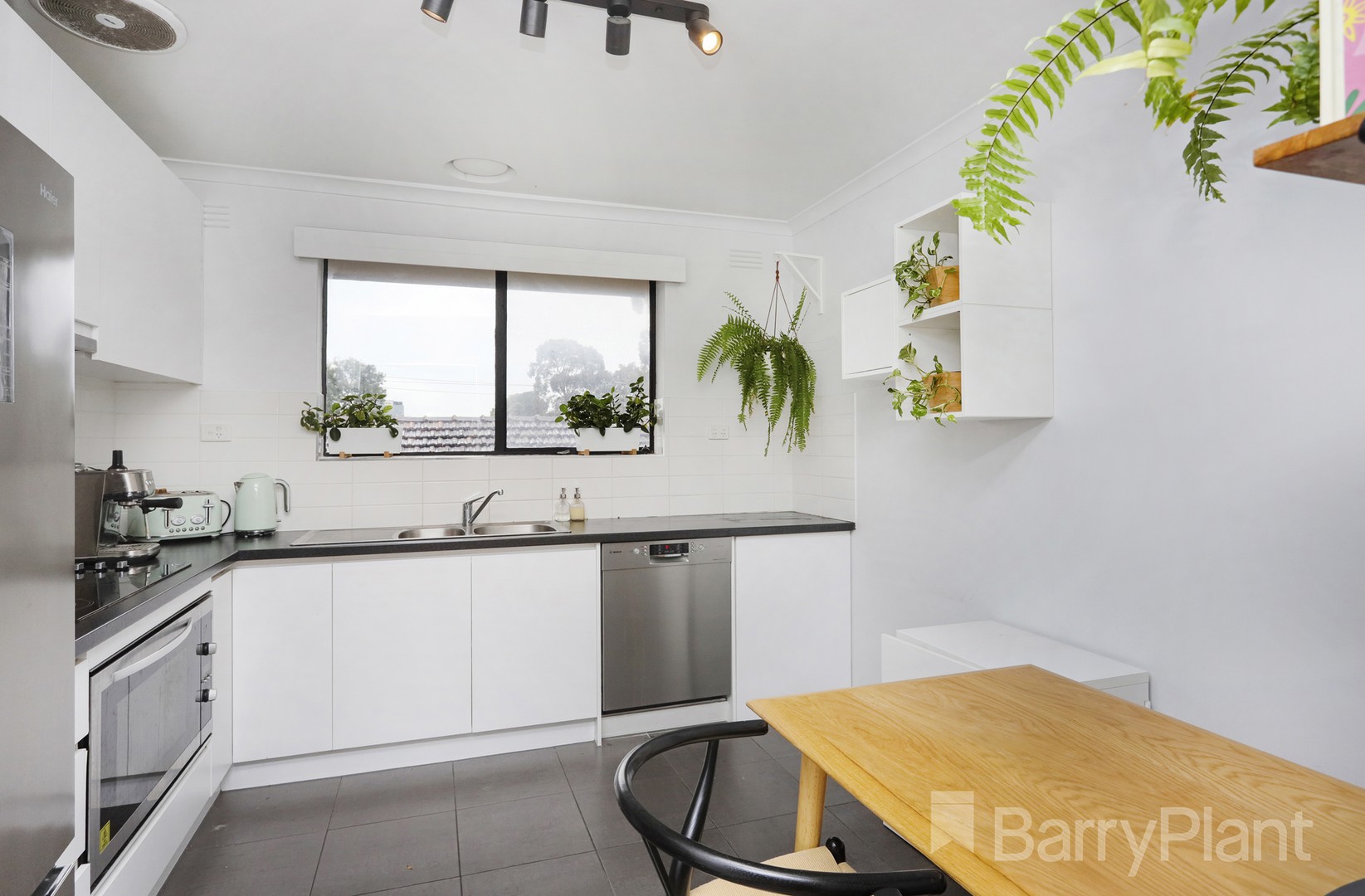 10/13-15 Nicholson Street, Footscray, VIC 3011 - Thumbnail 2 - 19/01/2022