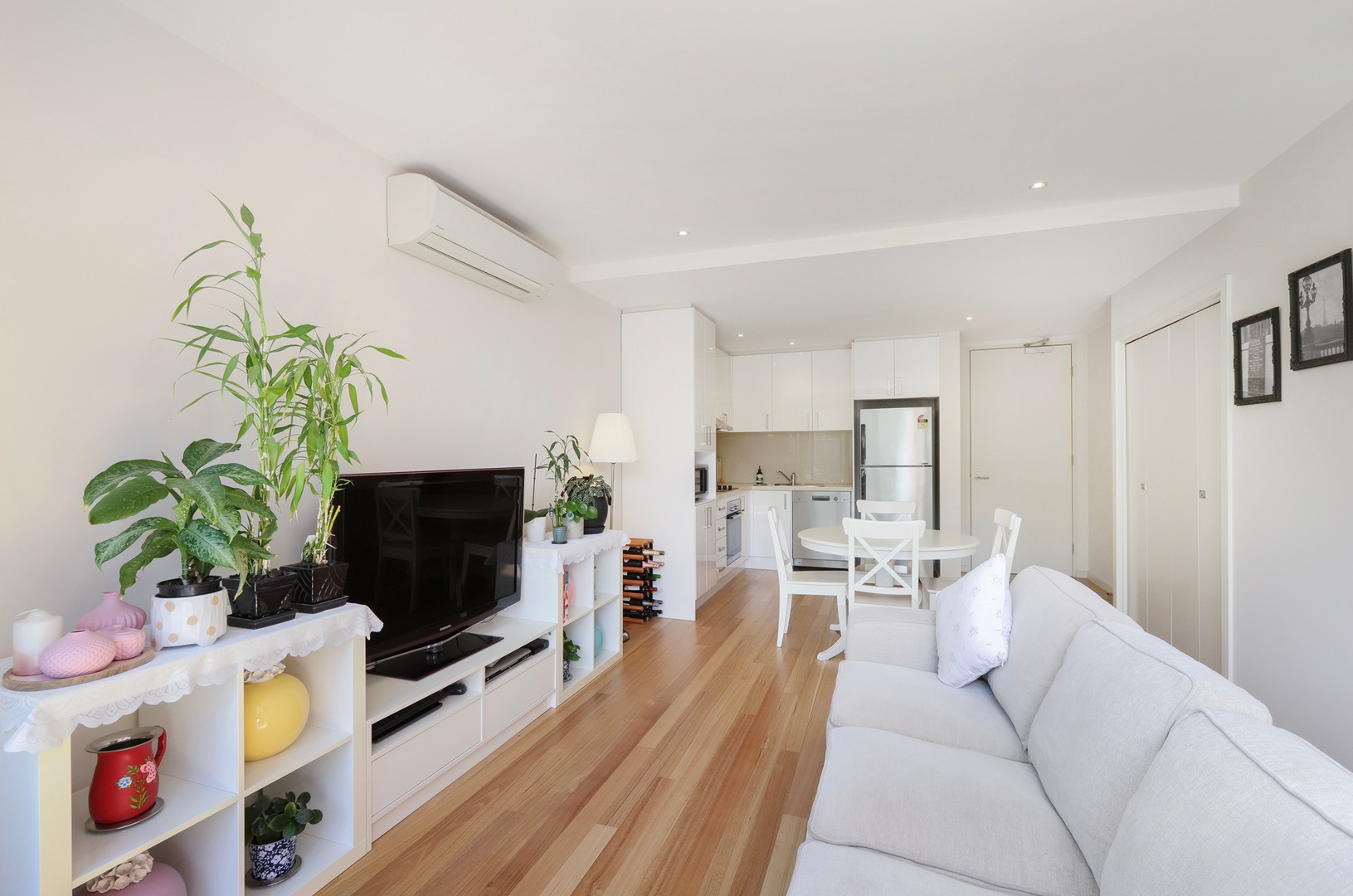10/13 Winifred Street, Essendon, VIC 3040, Essendon - Thumbnail 2