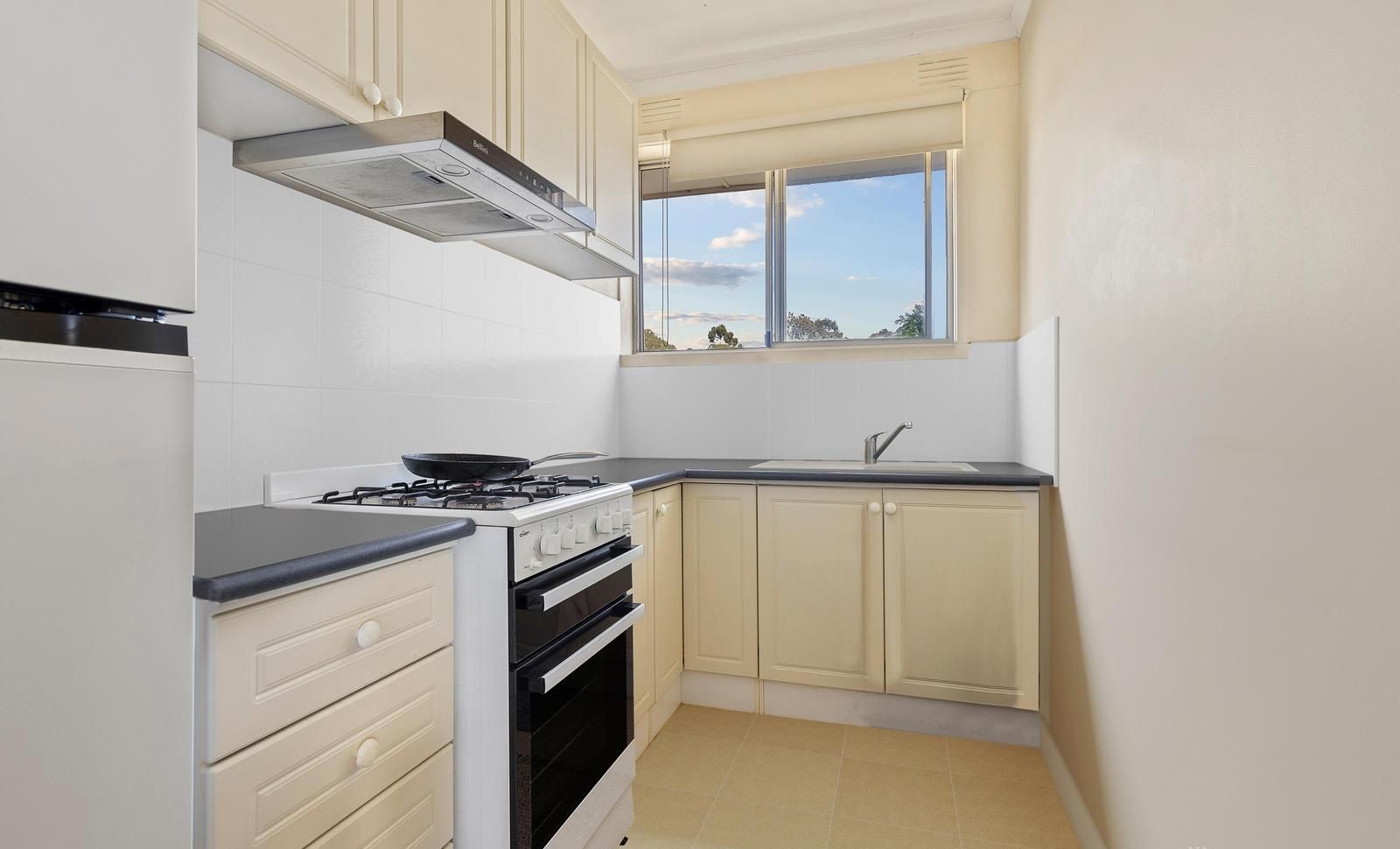 10/14-16 James Street, Box Hill, VIC 3128 - Thumbnail 2 - 15/01/2026