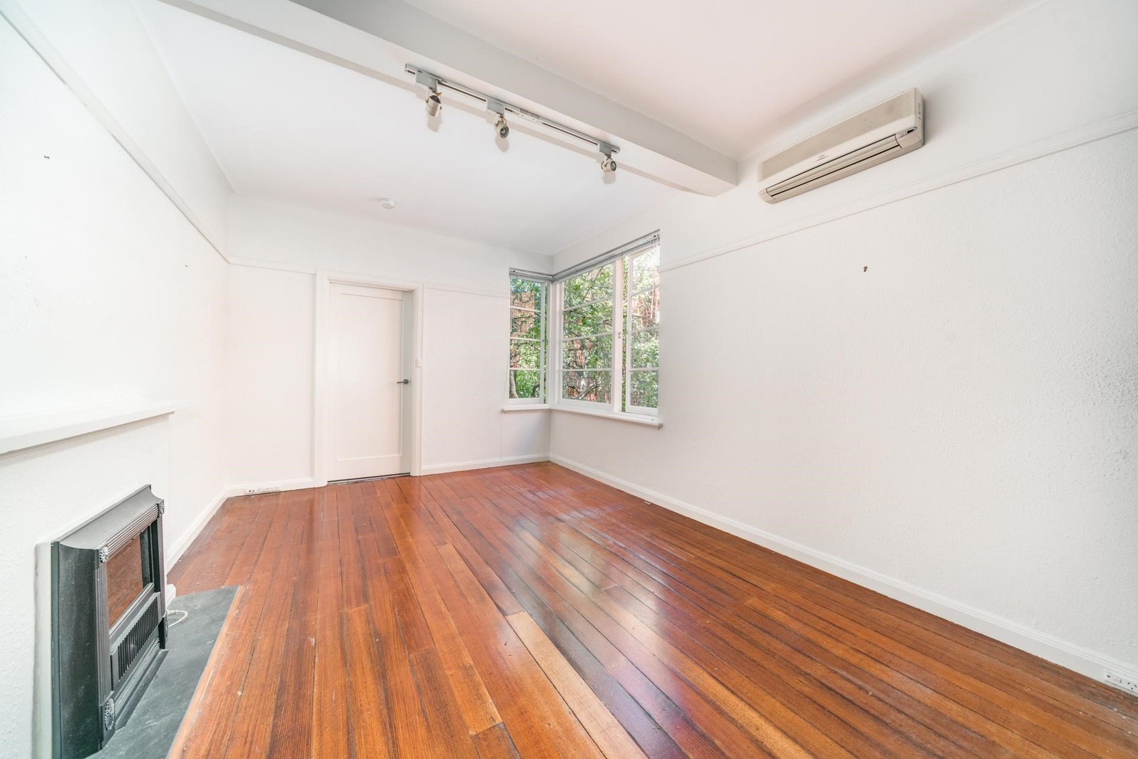 10/18-20 Leopold Street, South Yarra, VIC 3141 - Thumbnail 1 - 02/11/2023