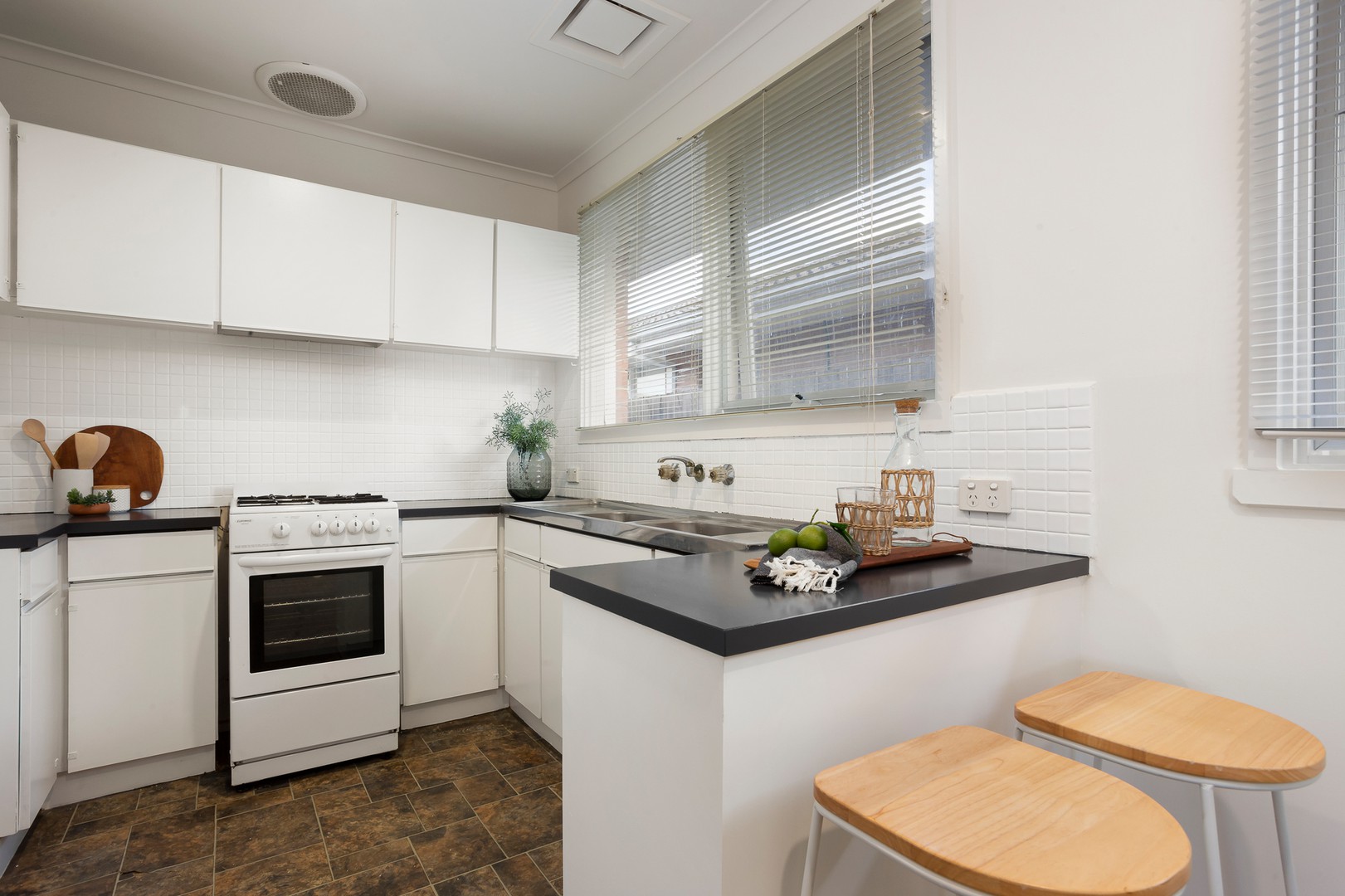 10/18-22 Golden Avenue, Bonbeach, VIC 3196, Bonbeach - Thumbnail 4