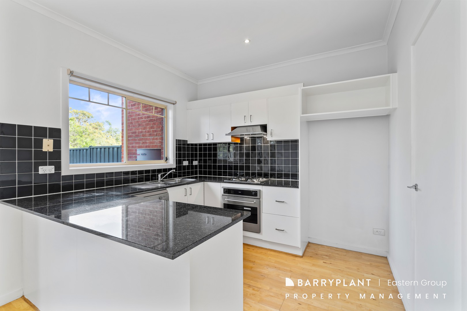 10/19 Earls Court, Wantirna South, VIC 3152, Wantirna South - Thumbnail 3