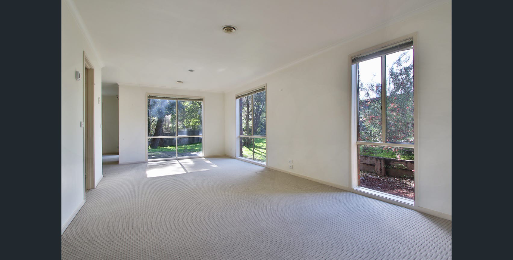 10/198 Springvale Road, Nunawading, VIC 3131 - Thumbnail 2 - 04/02/2026