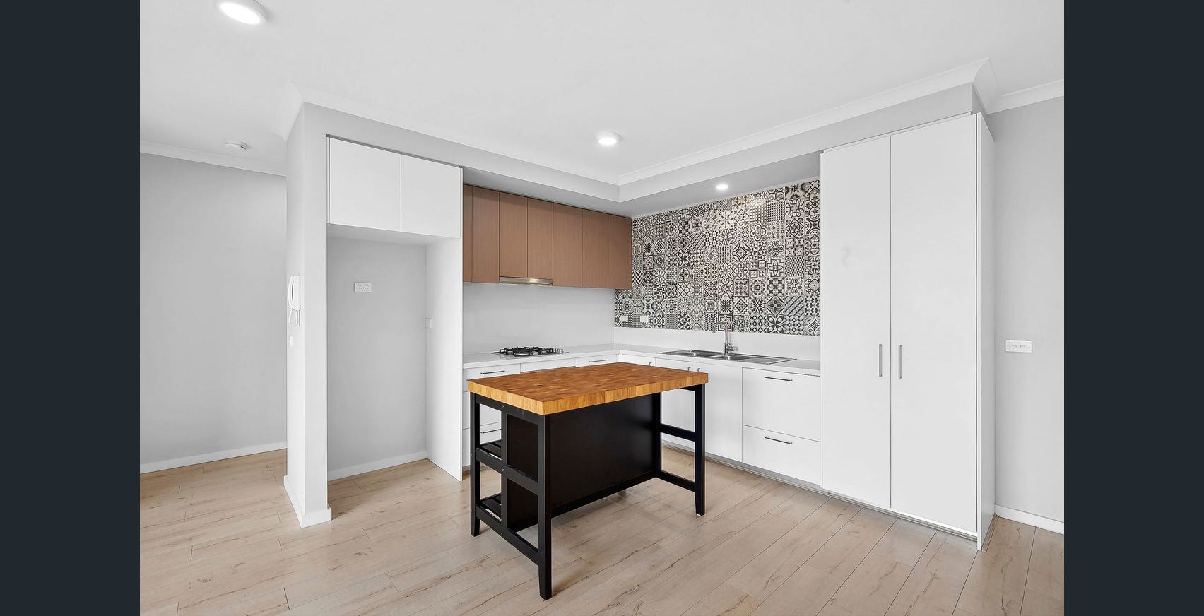 10/1B Victoria Street, Rippleside, VIC 3215, Rippleside - Thumbnail 3