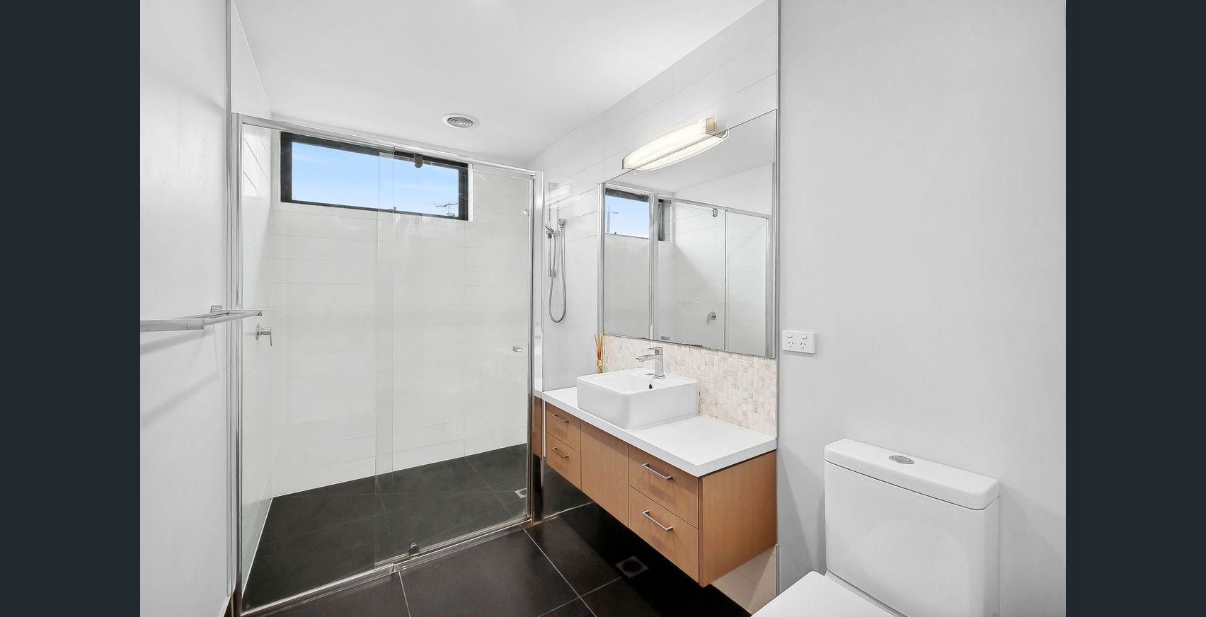 10/1B Victoria Street, Rippleside, VIC 3215, Rippleside - Thumbnail 5