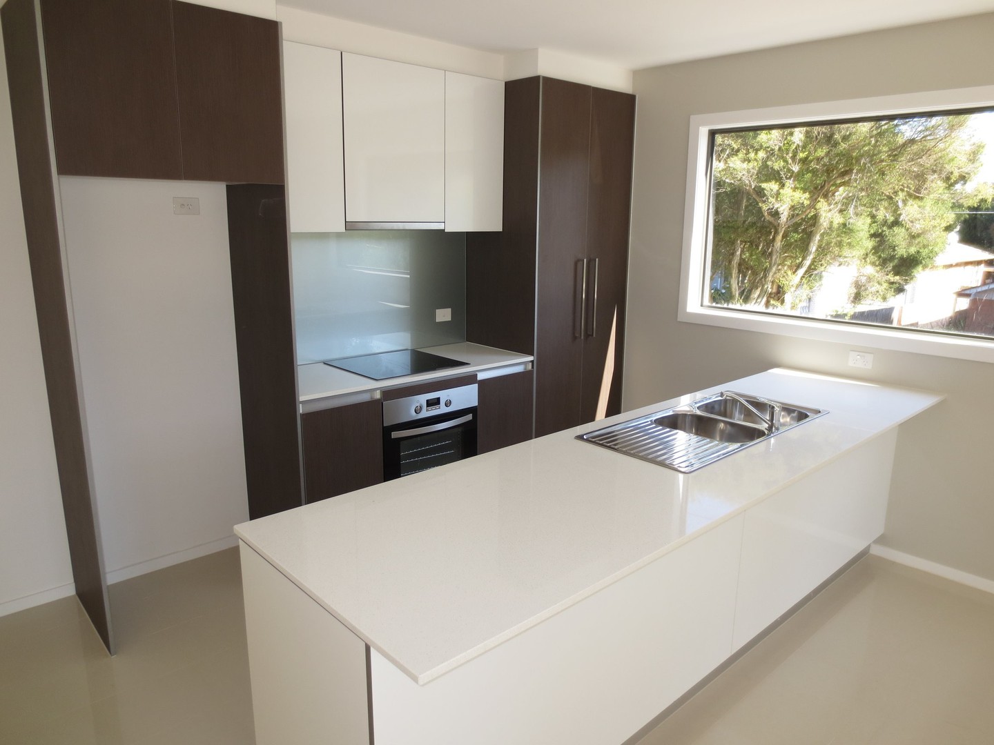 10/2-4 Acacia Court, Ringwood, VIC 3134 - Thumbnail 1 - 05/01/2024