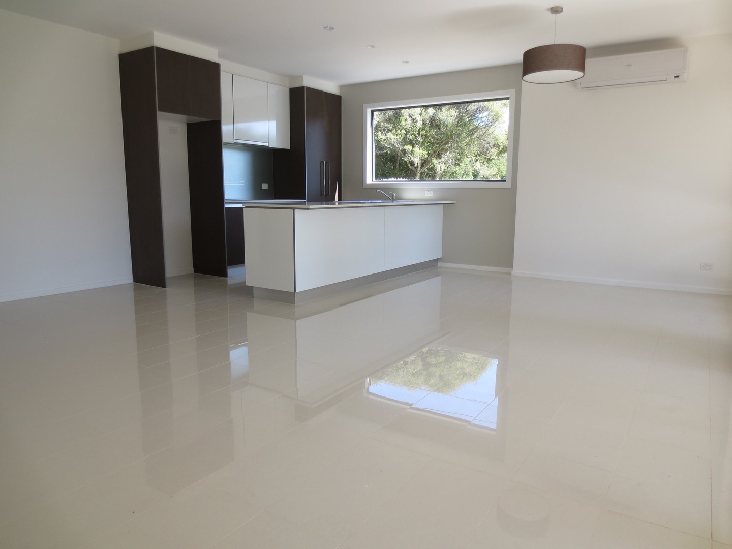 10/2-4 Acacia Court, Ringwood, VIC 3134 - Thumbnail 2 - 05/01/2024