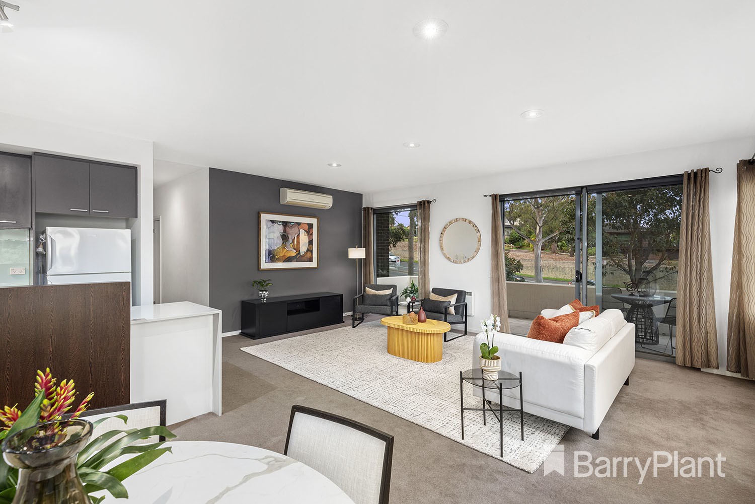 10/2-4 Blair Road, Glen Waverley, VIC 3150 - Thumbnail 2 - 25/10/2022