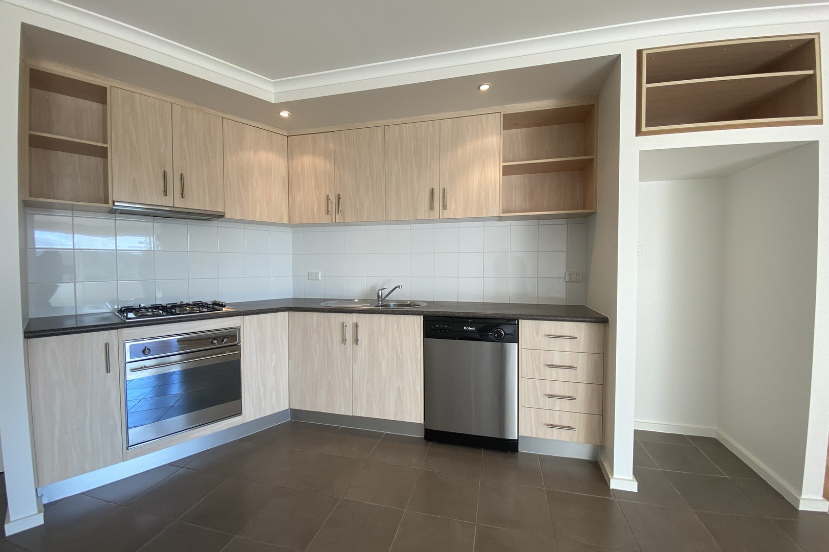 10/203 Nicholson Street, Coburg, VIC 3058, Coburg - Thumbnail 2