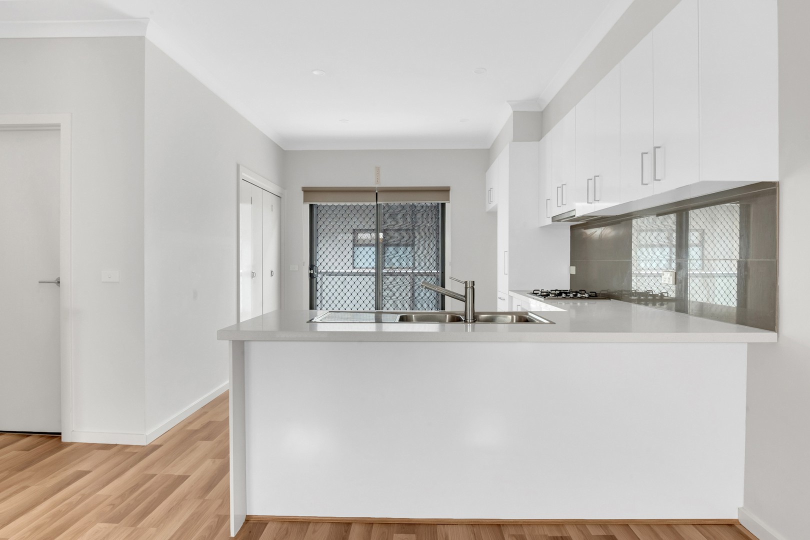 10/31-57 Punt Street, Craigieburn, VIC 3064, Craigieburn - Thumbnail 3