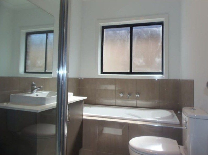 10/40 Mccubbin Way, Caroline Springs, VIC 3023, Caroline Springs - Thumbnail 3