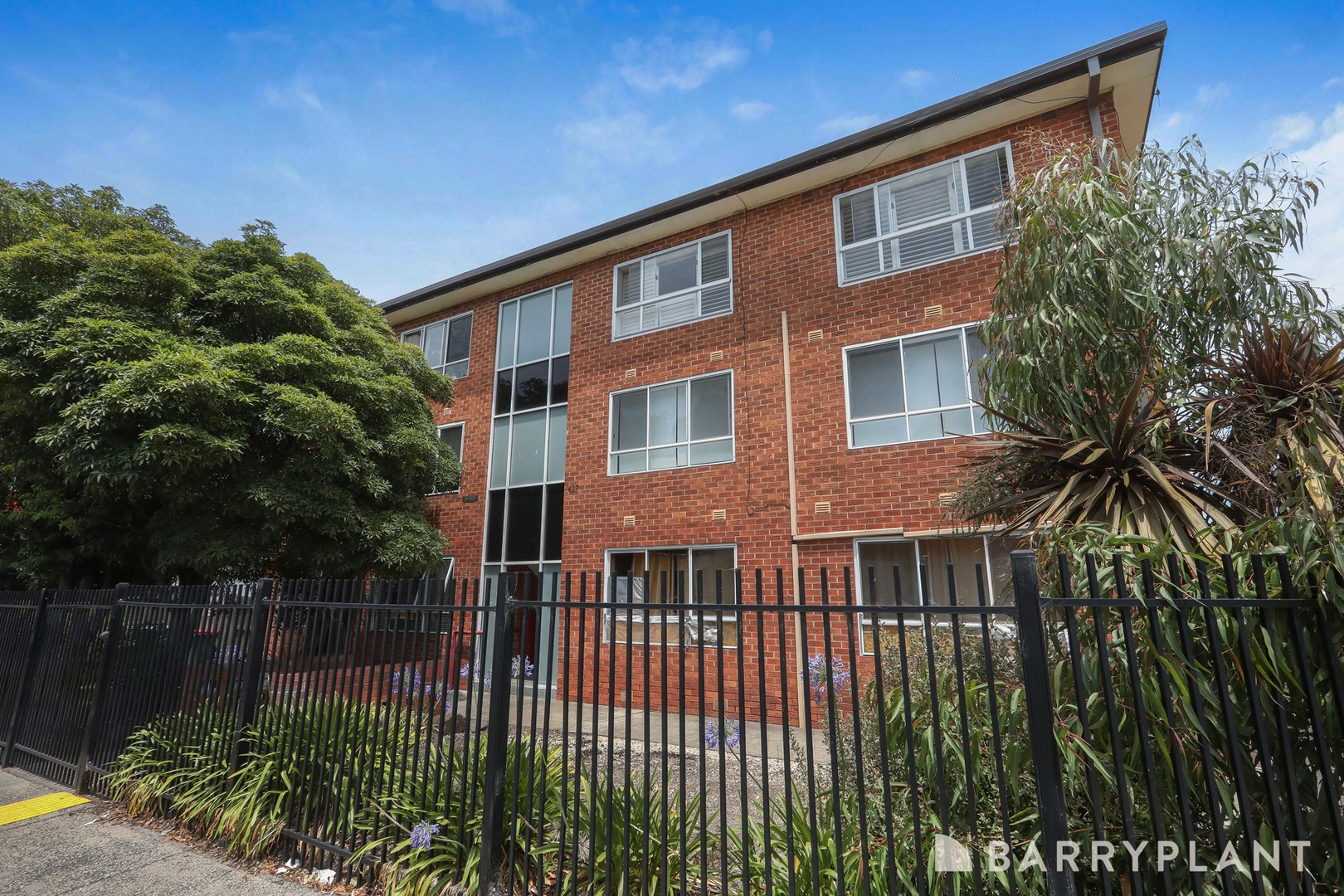 10/437 Ballarat Road, Sunshine, VIC 3020 - Thumbnail 1 - 19/01/2026