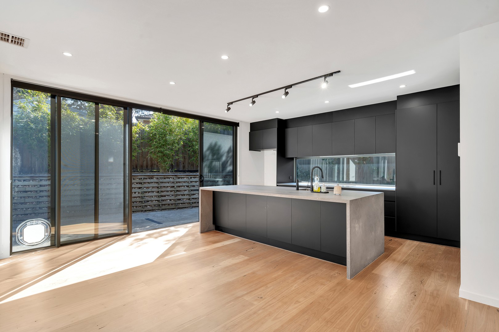 10/44 Surrey Drive, Keilor East, VIC 3033 - Thumbnail 2 - 22/09/2025