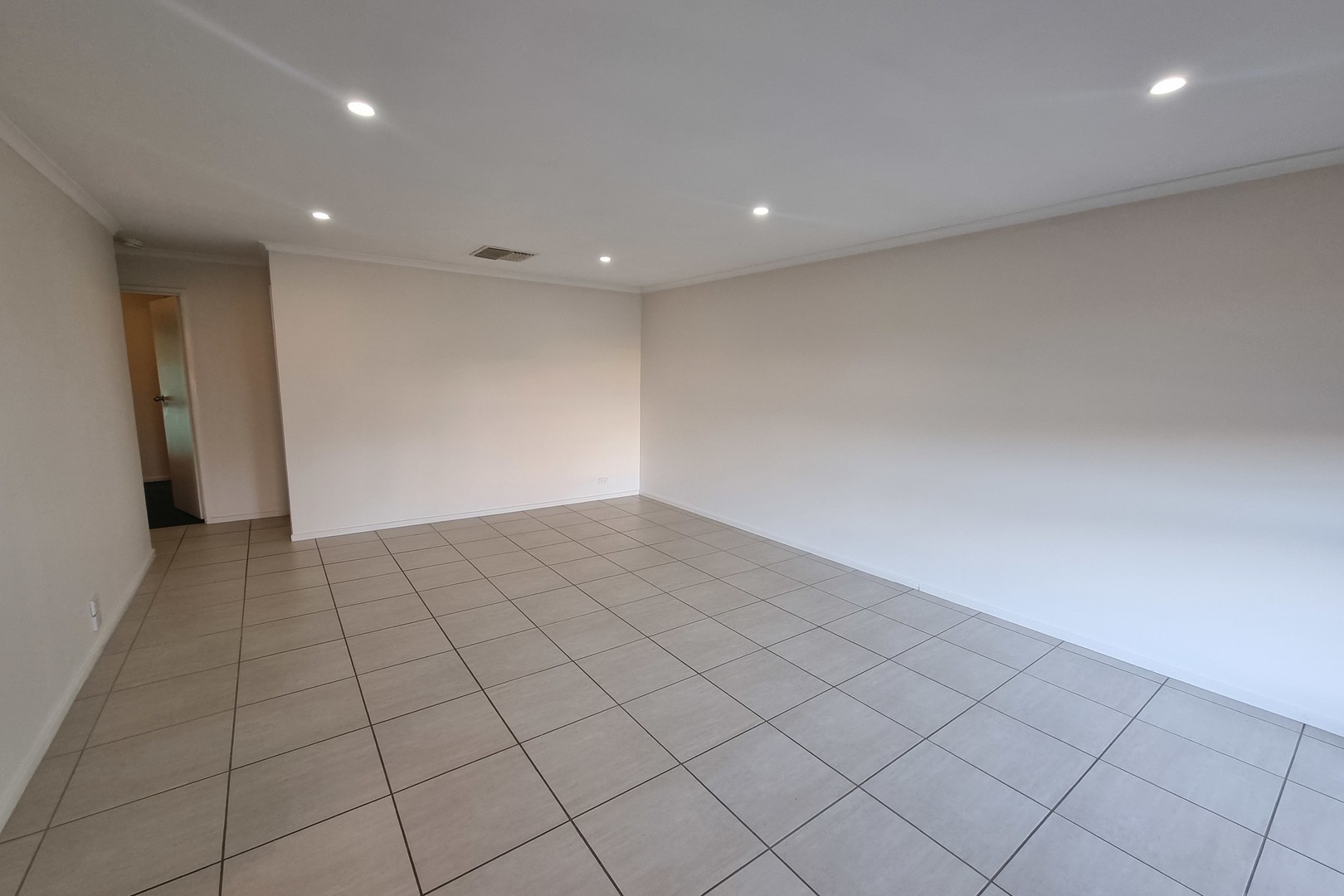 10/6-10 Hendy Road, Buronga, NSW 2739 - Thumbnail 2 - 28/09/2026