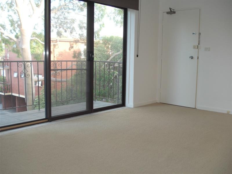 10/9 Albion Road, Box Hill, VIC 3128, Box Hill - Thumbnail 3