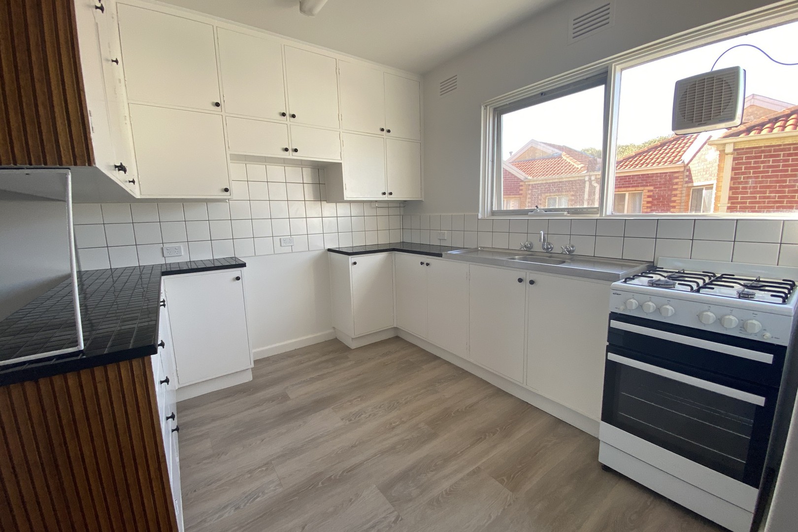 10/95 Harding Street, Coburg, VIC 3058, Coburg - Thumbnail 4