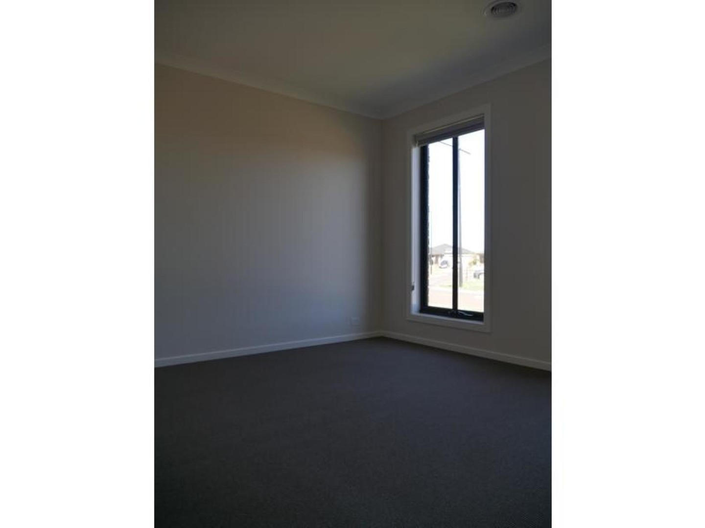 10 Abbott Street, Melton South, VIC 3338, Melton South - Thumbnail 5