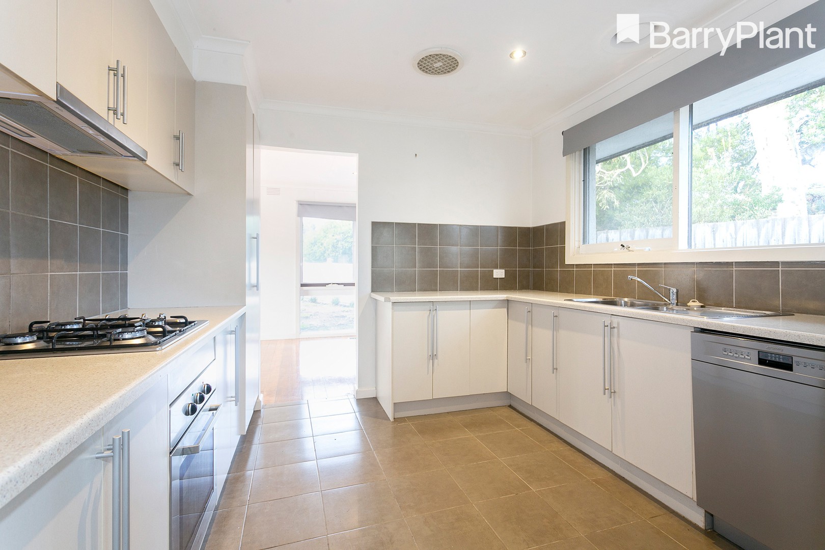 10 Acacia Court, Frankston, VIC 3199, Frankston - Thumbnail 6