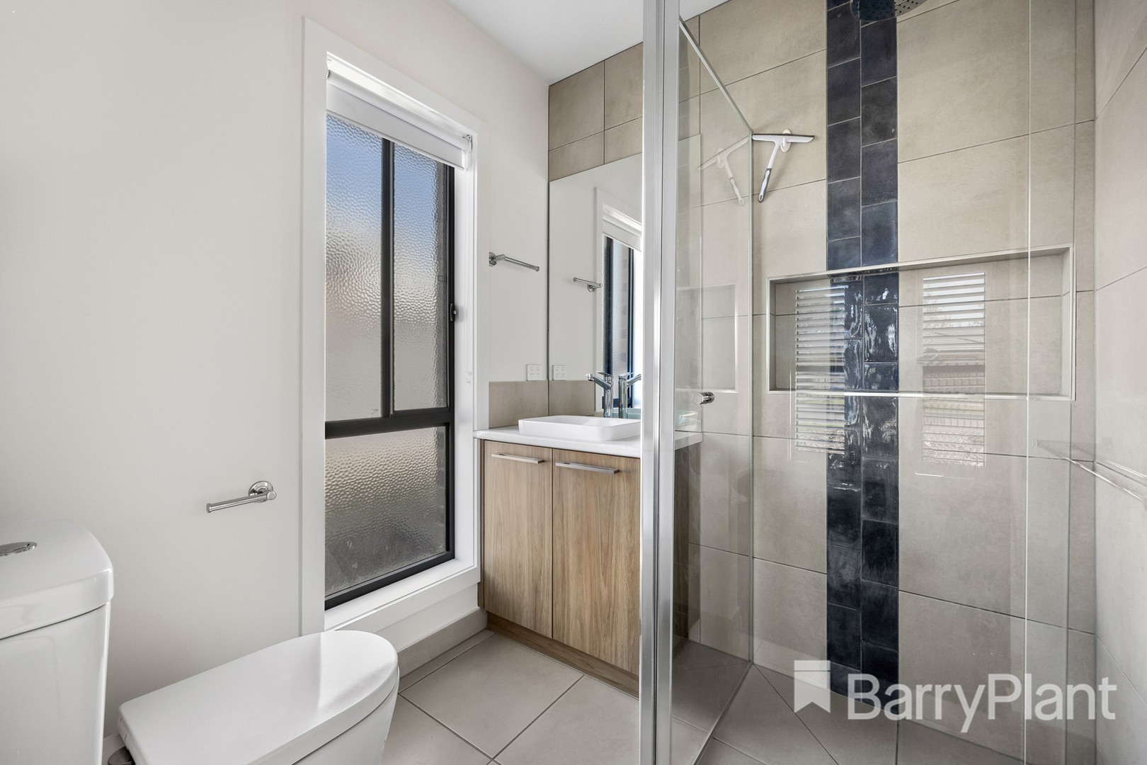 10 Adrianus Street, Alfredton, VIC 3350, Alfredton - Thumbnail 4