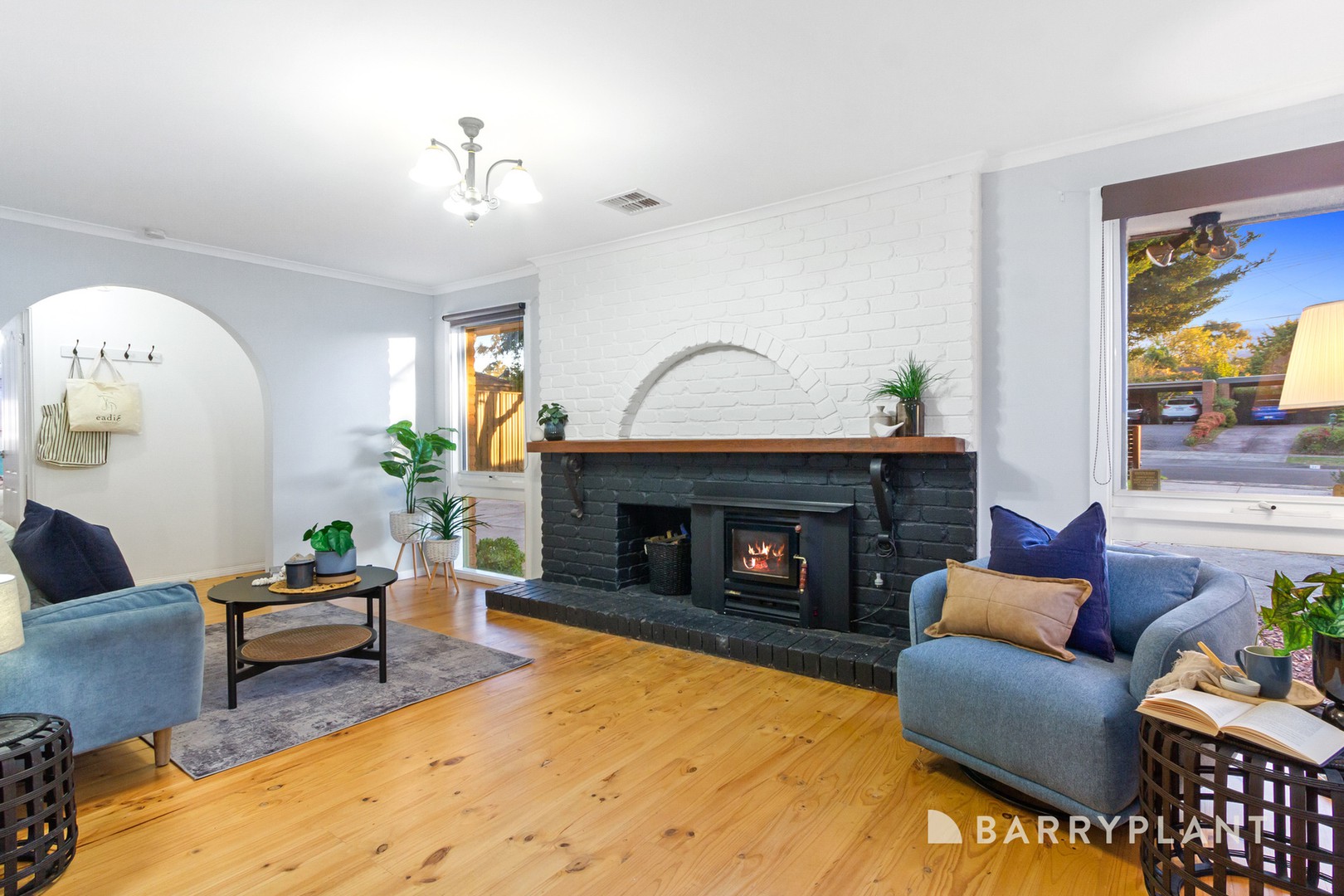 10 Agora Boulevard, Ferntree Gully, VIC 3156 - Thumbnail 2 - 07/05/2025