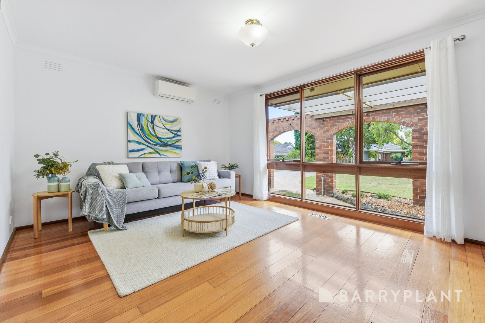 10 Aisbett Avenue, Wantirna South, VIC 3152 - Thumbnail 2 - 17/03/2026