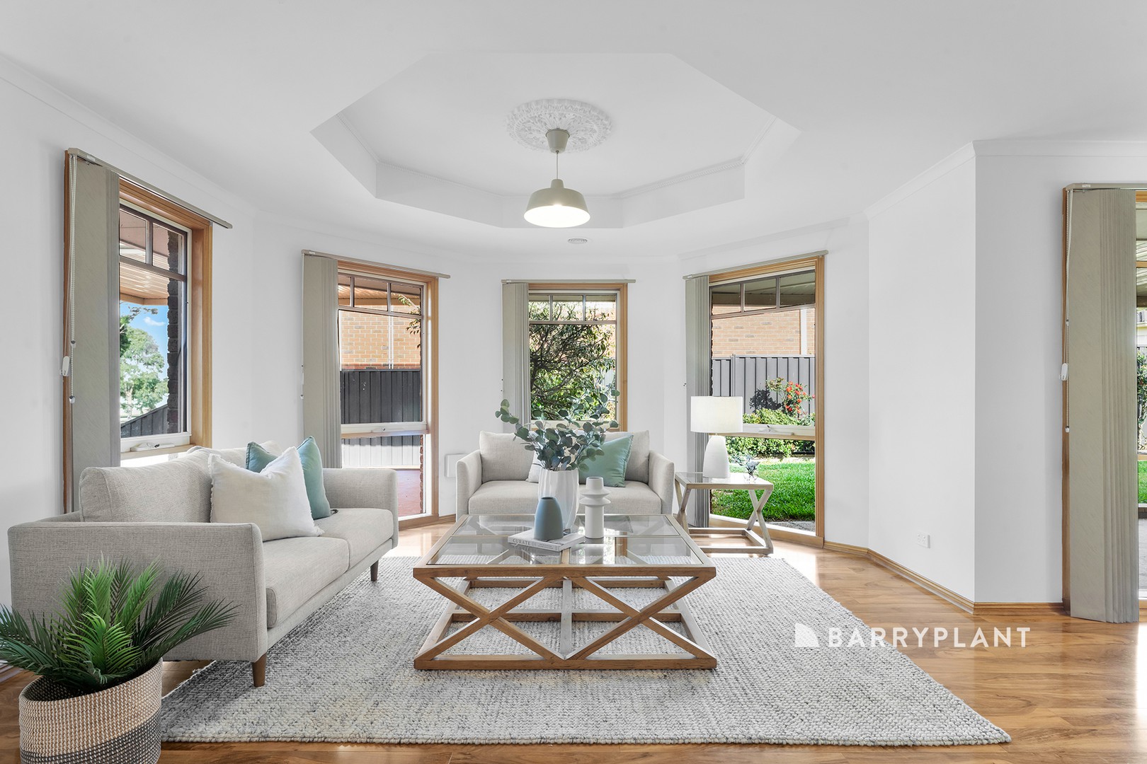 10 Allardice Parade, Berwick, VIC 3806 - Thumbnail 2 - 26/02/2026