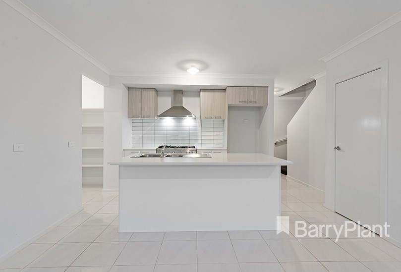 10 Amak Grove, Truganina, VIC 3029, Truganina - Thumbnail 2