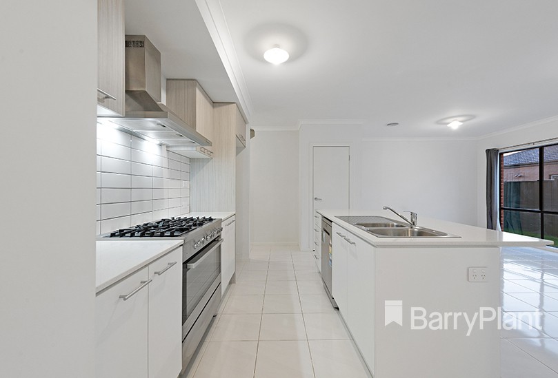 10 Amak  Grove, Truganina, VIC 3029, Truganina - Thumbnail 3
