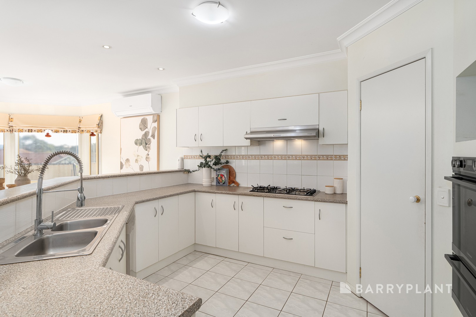 10 Amarina Crescent, Grovedale, VIC 3216, Grovedale - Thumbnail 3