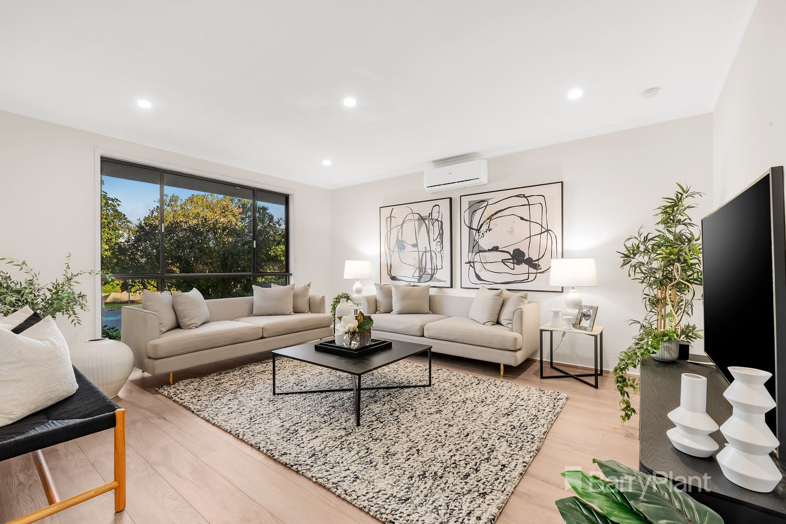 10 Amesbury Avenue, Wantirna, VIC 3152, Wantirna - Thumbnail 3