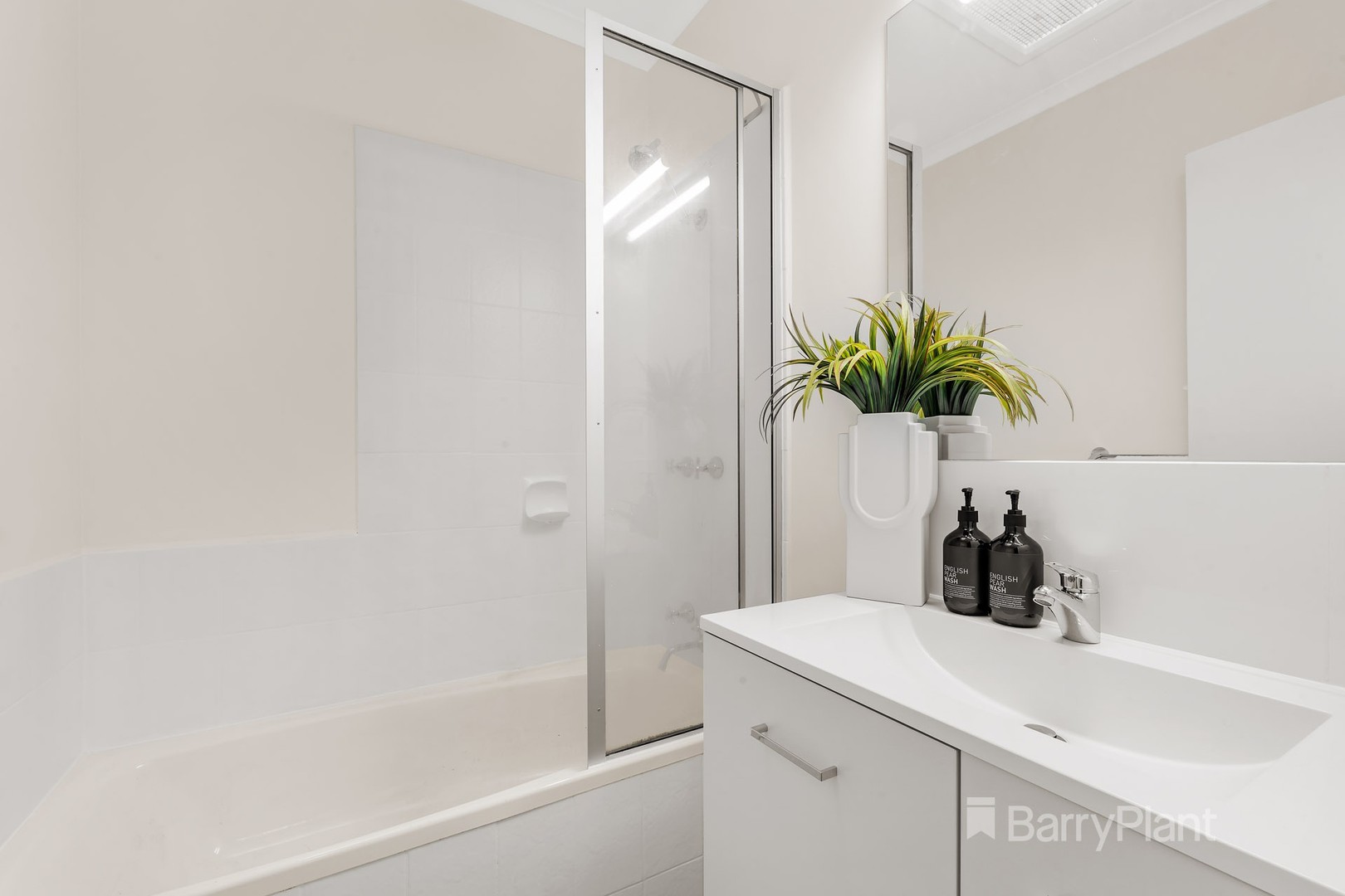 10 Amesbury Avenue, Wantirna, VIC 3152, Wantirna - Thumbnail 6