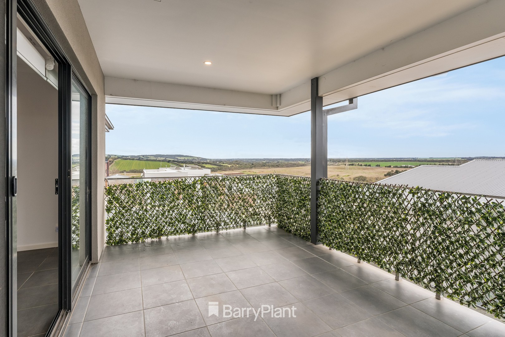 10 Annmaree Road, Highton, VIC 3216, Highton - Thumbnail 2