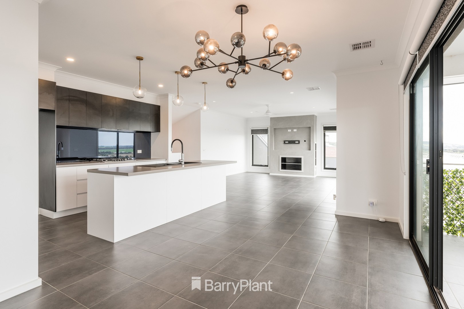 10 Annmaree Road, Highton, VIC 3216, Highton - Thumbnail 3