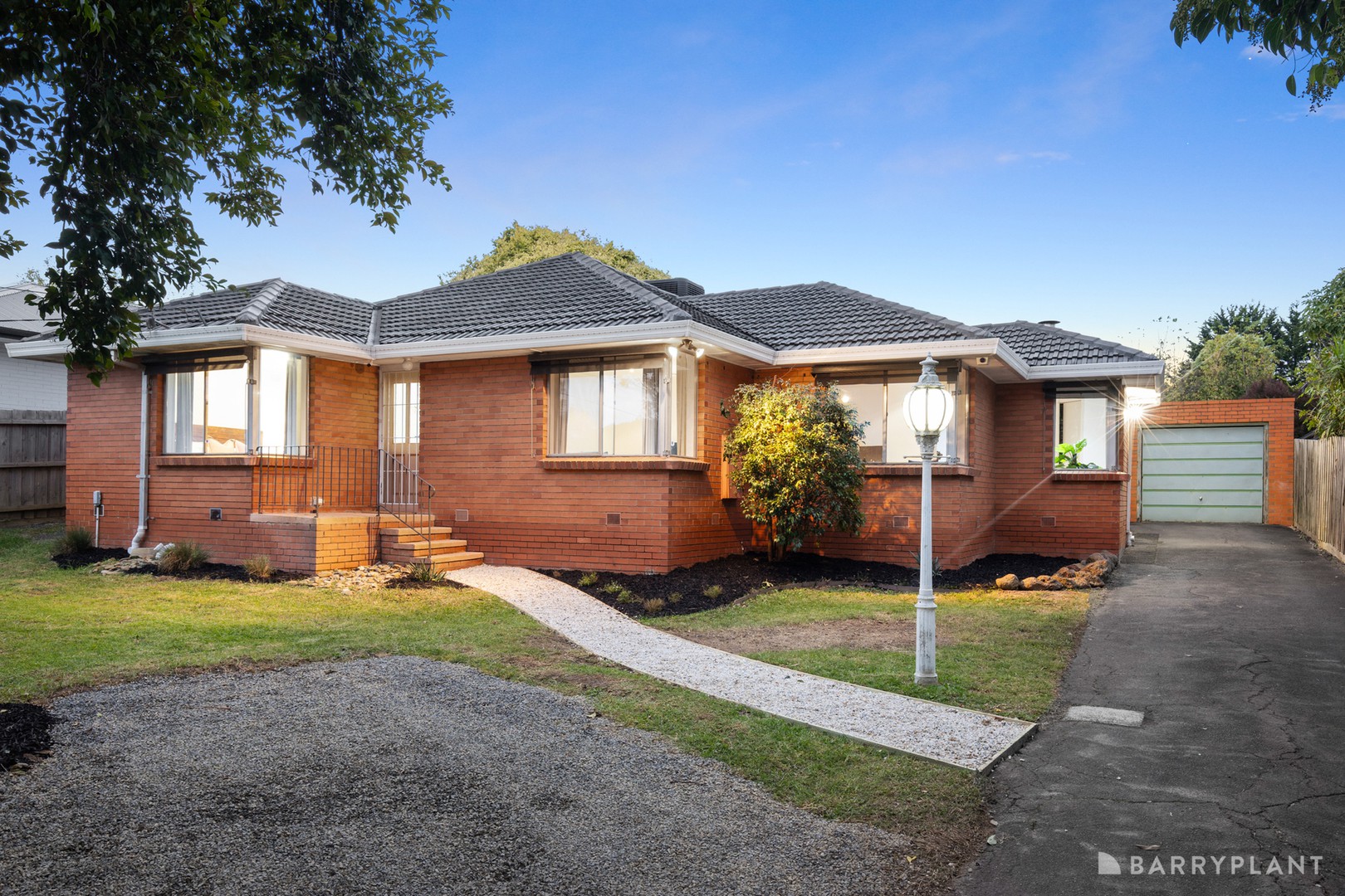 10 Apollo Court, Croydon South, VIC 3136, Croydon South - Thumbnail 2