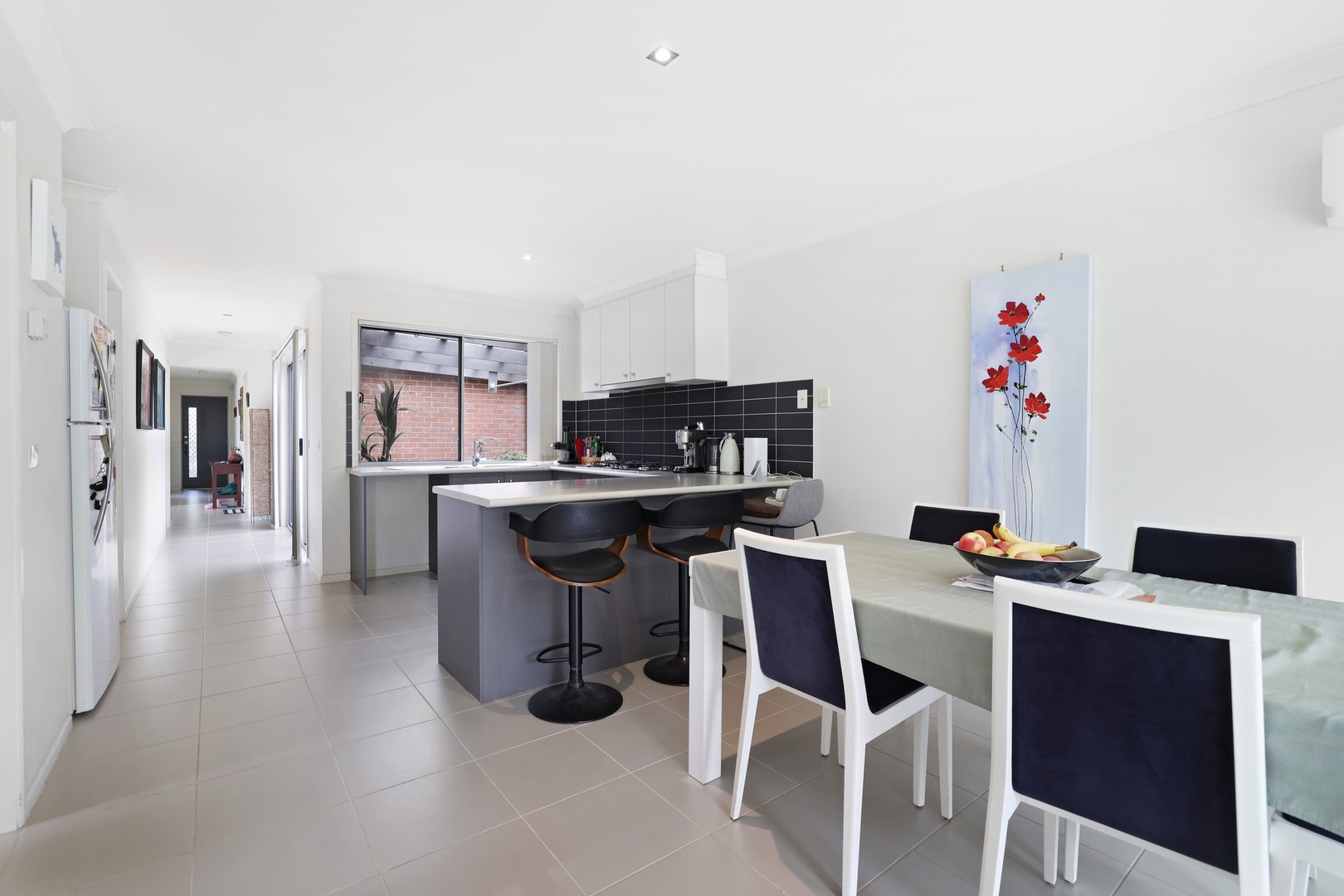10 Archibald Chase, Point Cook, VIC 3030, Point Cook - Thumbnail 3