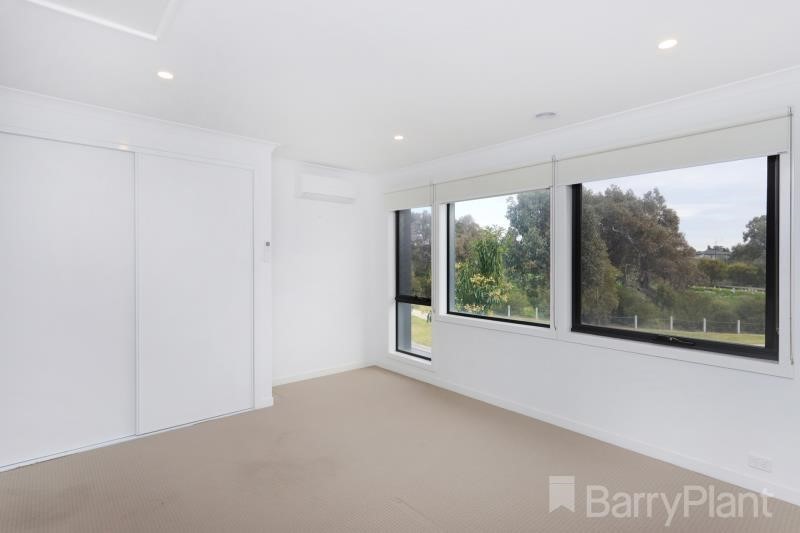10 Ardour Grove, Craigieburn, VIC 3064, Craigieburn - Thumbnail 4