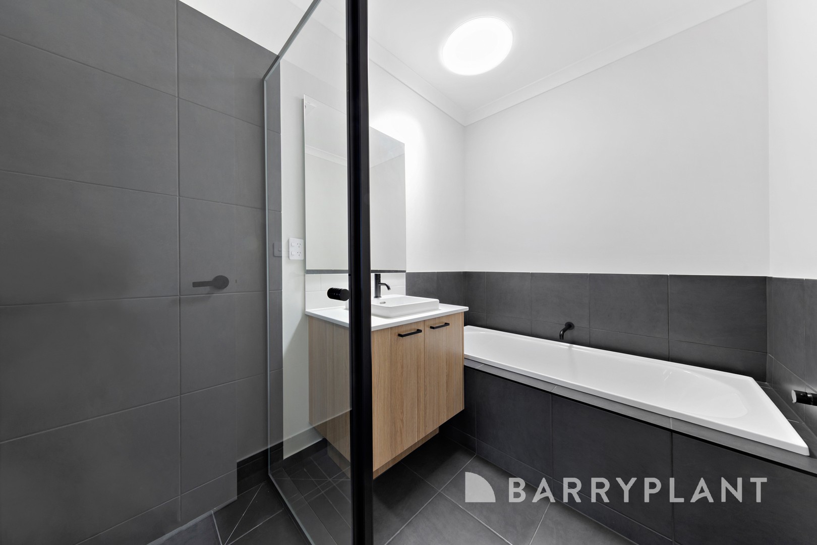 10 Arklay Road, Thornhill Park, VIC 3335, Thornhill Park - Thumbnail 8