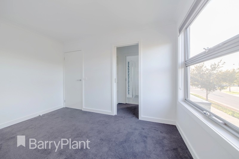 10 Armadale Place, Hillside, VIC 3037, Hillside - Thumbnail 6