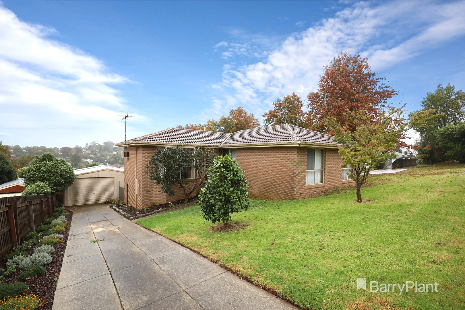 10 Armstrong Avenue, Drouin, VIC 3818, Drouin - Thumbnail 2