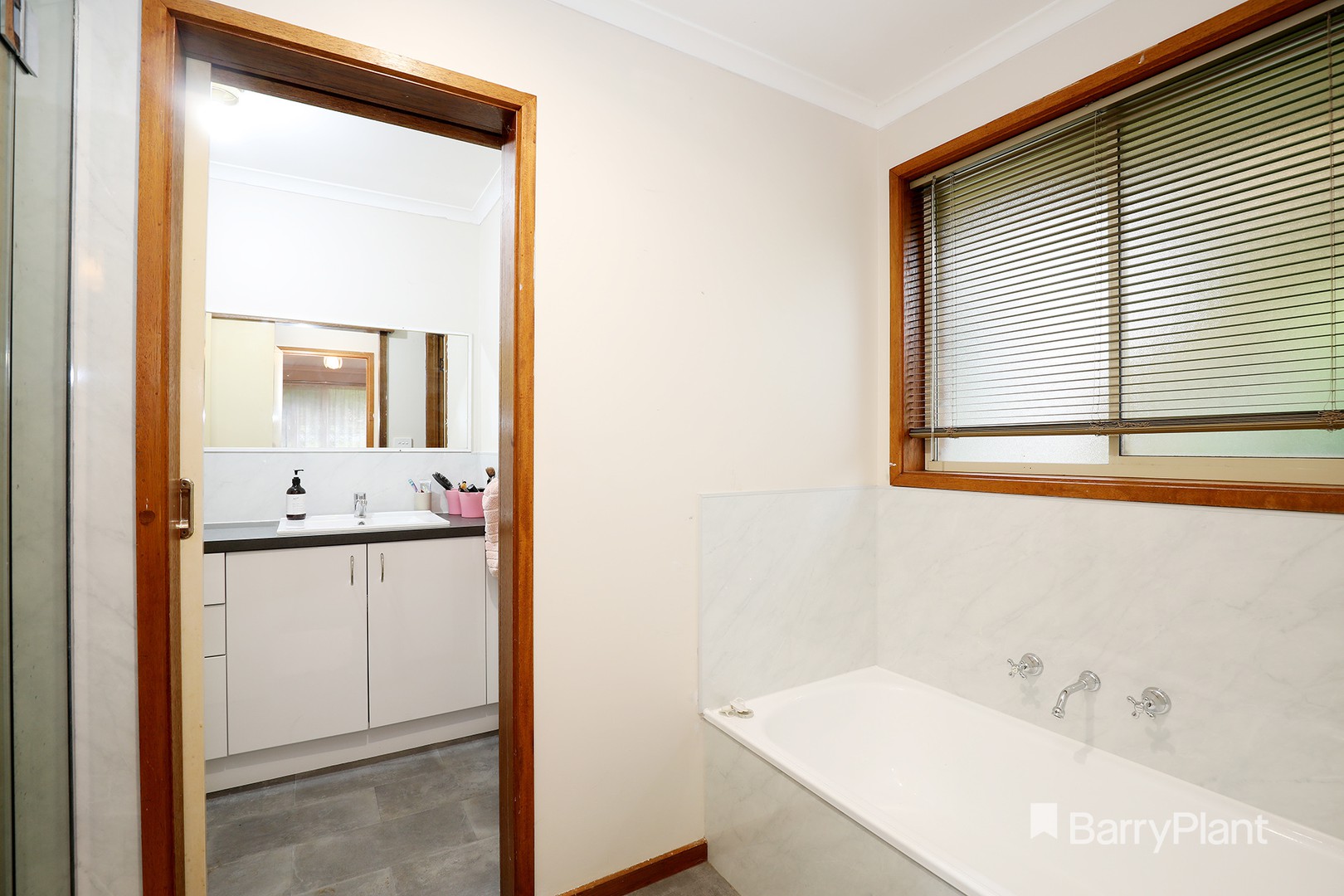 10 Armstrong Avenue, Drouin, VIC 3818, Drouin - Thumbnail 6