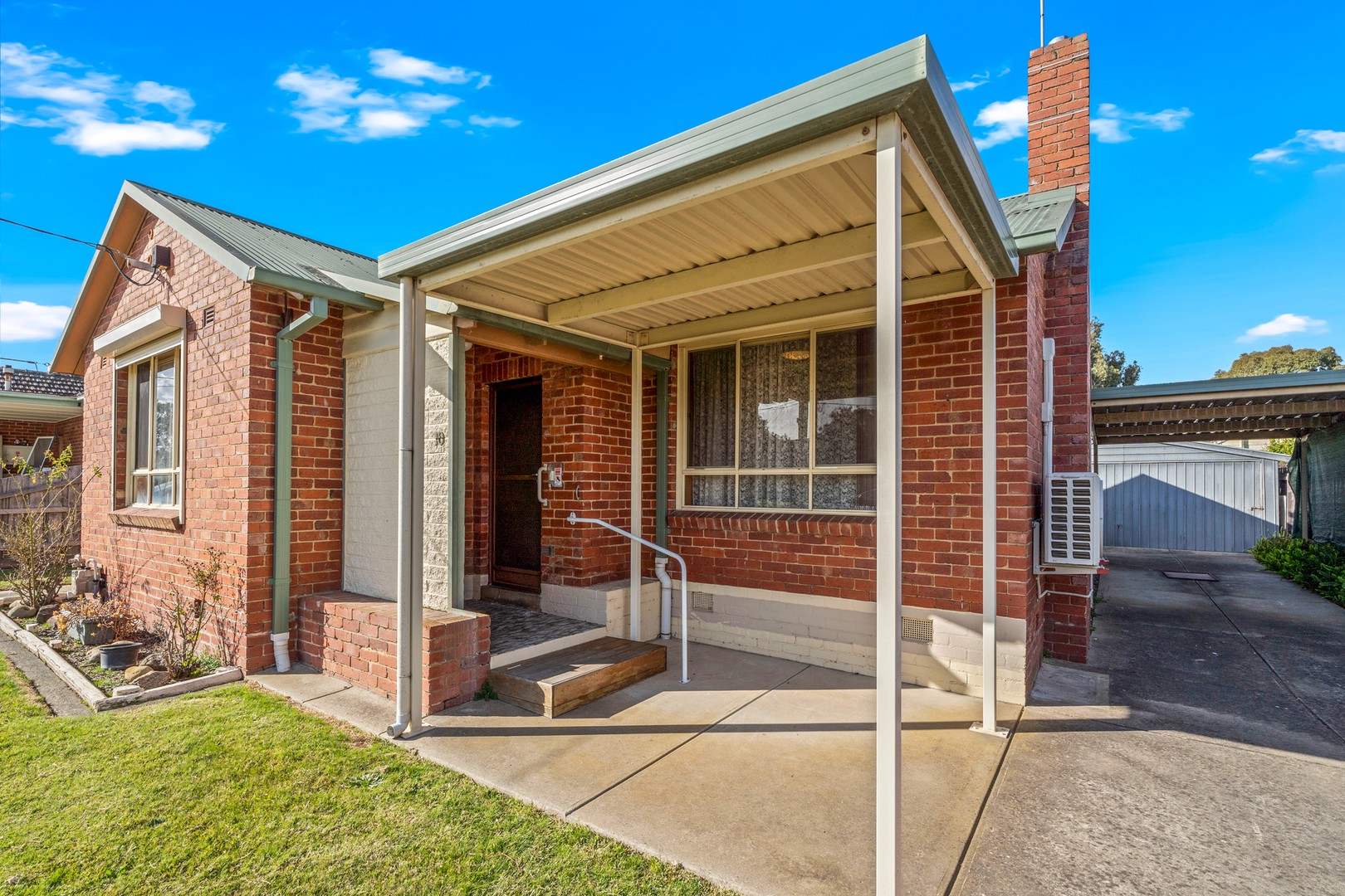 10 Ashe Crescent, Bellfield, VIC 3081, Bellfield - Thumbnail 2