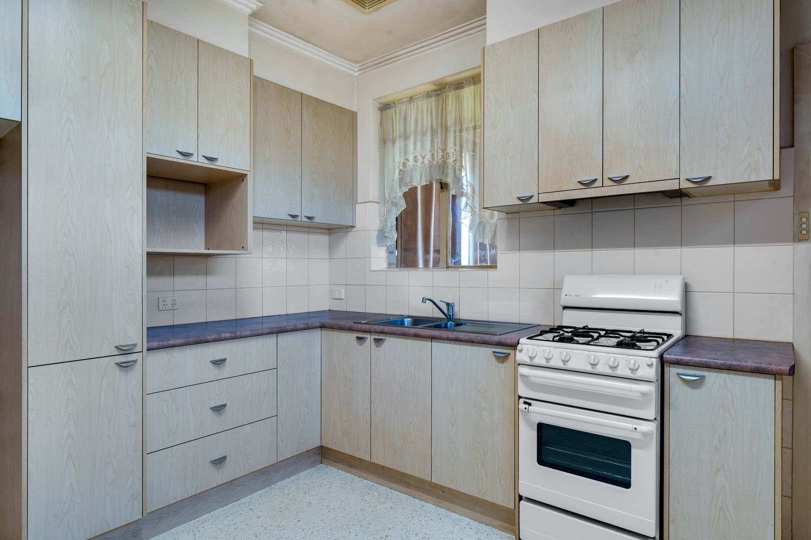 10 Ashe Crescent, Bellfield, VIC 3081, Bellfield - Thumbnail 6