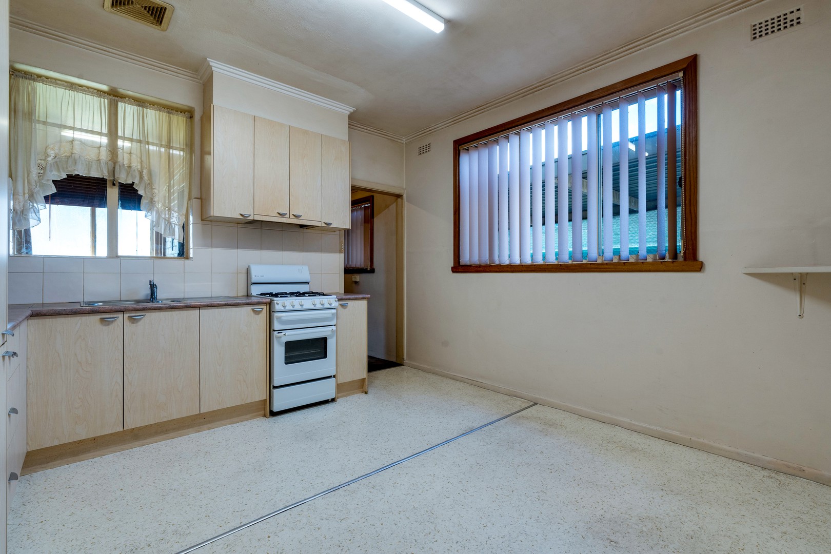 10 Ashe Crescent, Bellfield, VIC 3081, Bellfield - Thumbnail 7