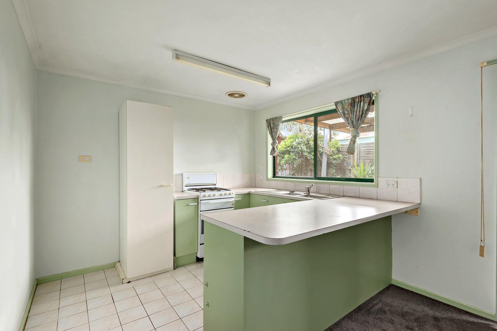 10 Ashlene Grove, Carrum Downs, VIC 3201, Carrum Downs - Thumbnail 3