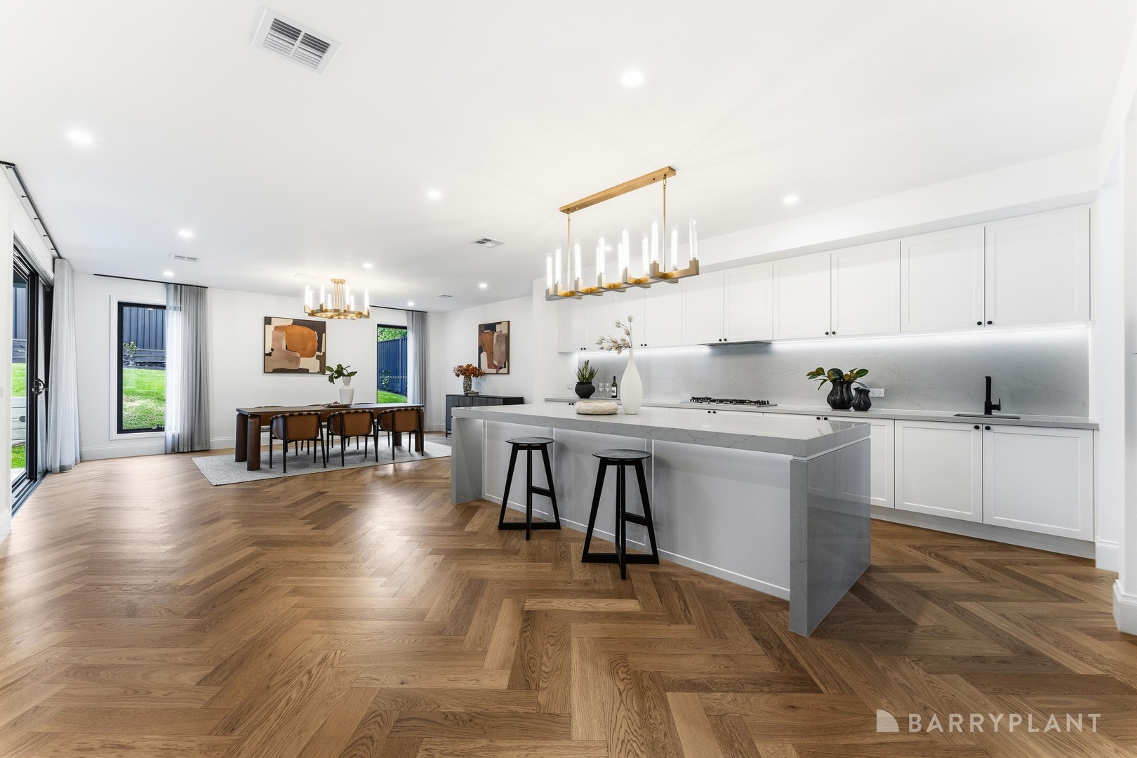 10 Austin Street, Bulleen, VIC 3105 - Thumbnail 2 - 14/10/2026