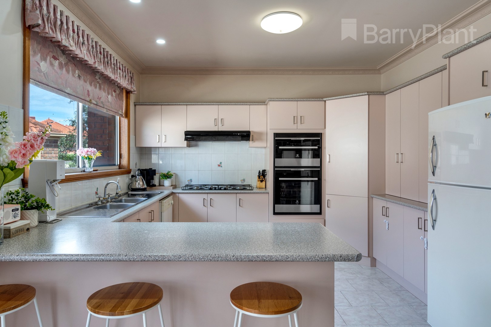 10 Ayr Close, Greenvale, VIC 3059, Greenvale - Thumbnail 7