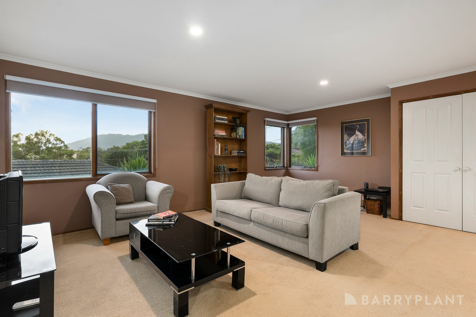 10 Baldwin Avenue, Boronia, VIC 3155, Boronia - Thumbnail 2